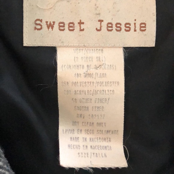 Sweet Jessie Women’s button vest with fringe size L - Picture 2 of 3